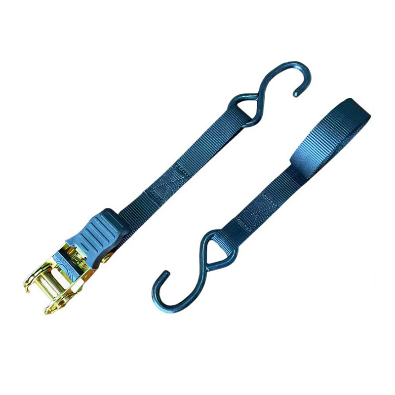 1'' X 15' Multicolor Thumb Handle Ratchet Strap na May Vinyl-Coated S Hooks
